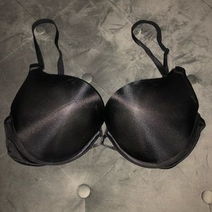 Victoria Secrets Bombshell